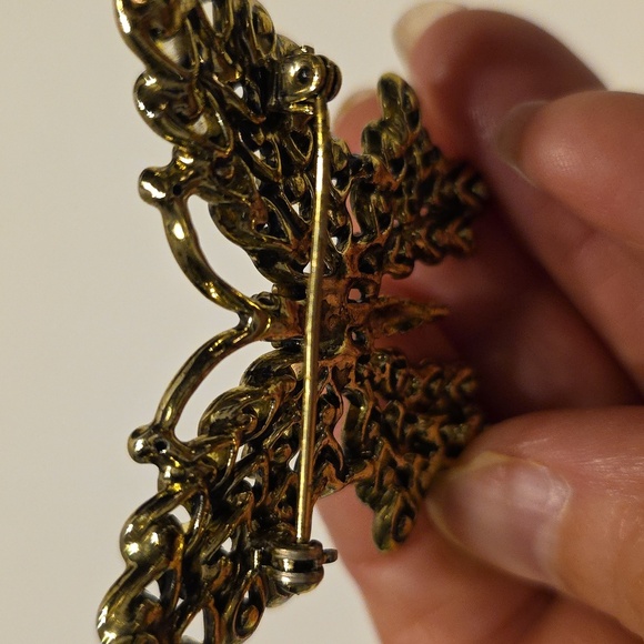 Holly Craft Vintage Green Rhinestone Butterfly Brooch Approx 2.5 Inches Wide - Picture 5 of 5